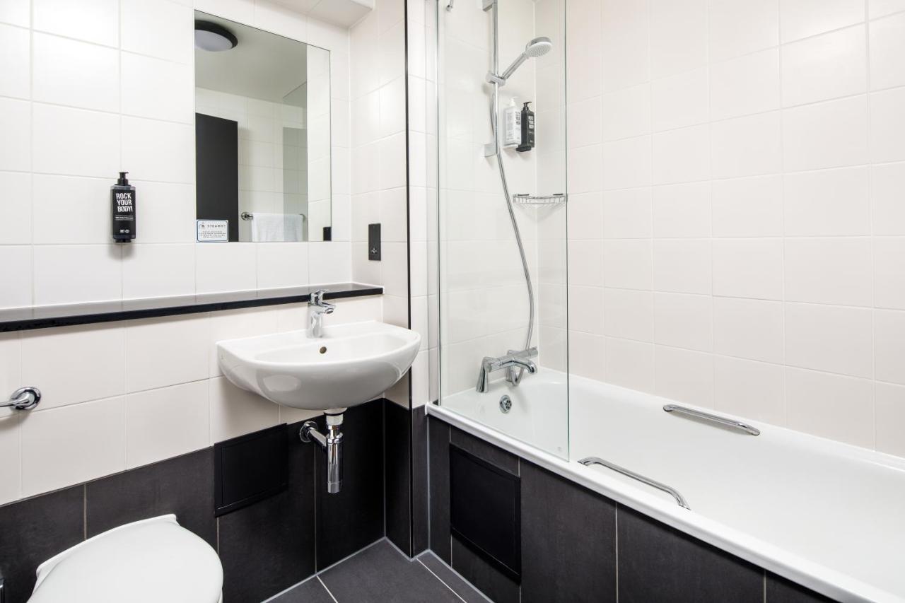 فندق Ibis London Heathrow Terminal 5 هيثرو المظهر الخارجي الصورة